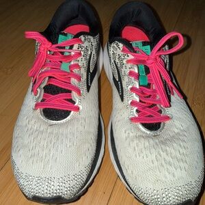 Brooks Ghost 11 - Women’s 9